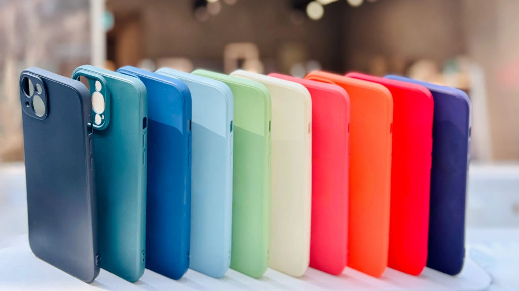 Why Do Silicone Phone Cases Smell ? Your Bulk Buying Guide to Odor-Free Solutions