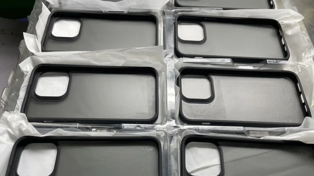 Batch manufacturing of mobile phone cases