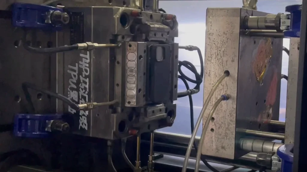 injection molding phone case