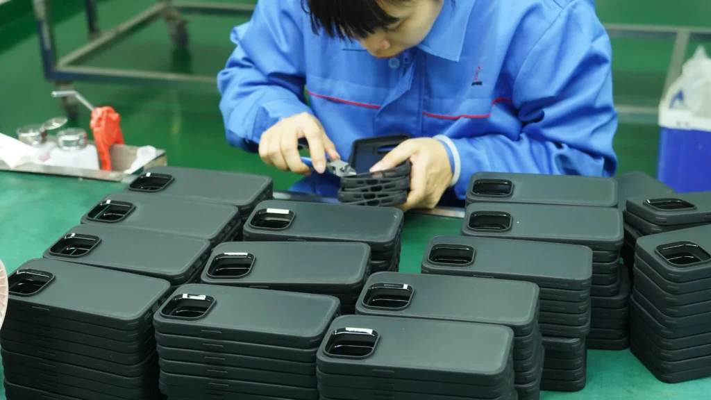 Injection Molding Flash: Causes, Fixes & Prevention