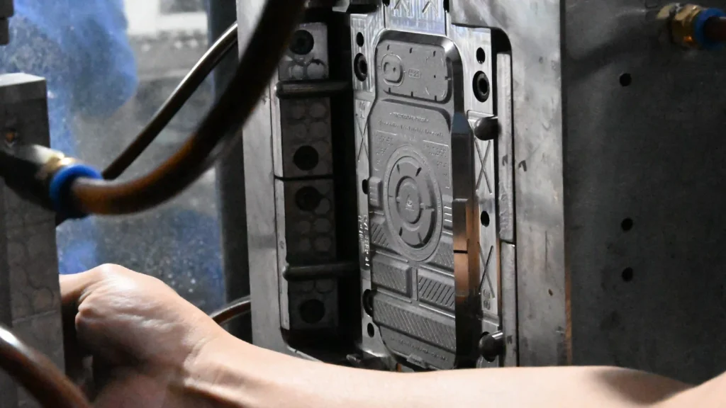 Injection mold texture