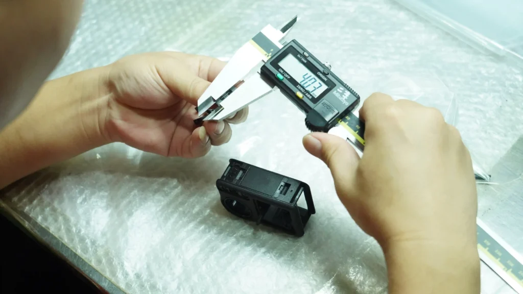 Injection Molding Tolerances for Phone Case: A Basic Guide