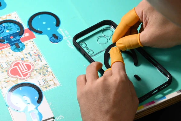 Magsafe phone case assembly