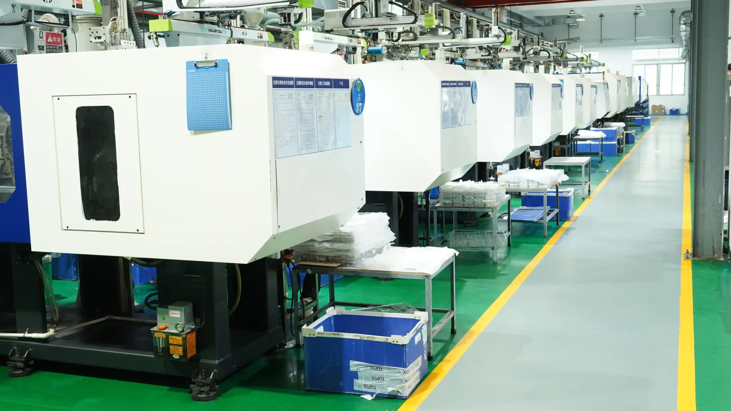 Ultimate Guide: Choose a Custom Phone Case Manufacturer 2026