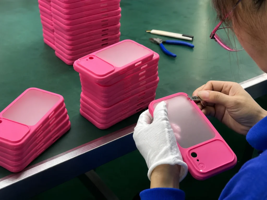 deflashing and trimming on phone case